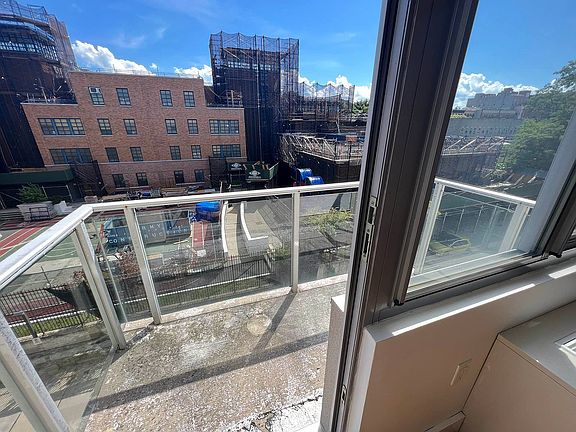 2nd image of 836 Bergen St #433