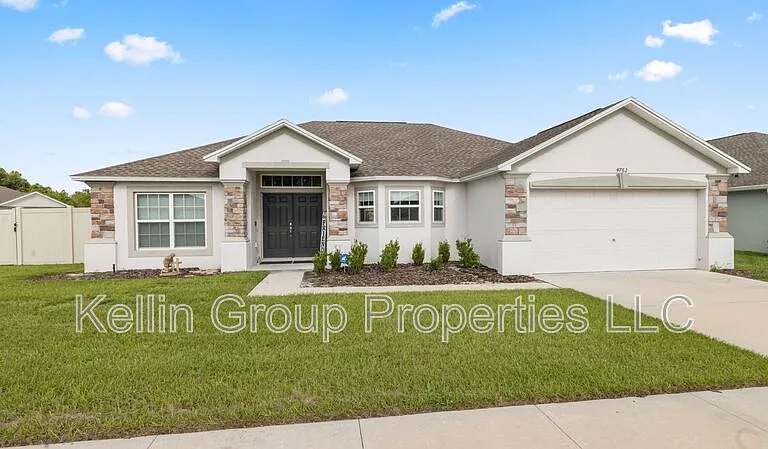 4762 Drake Ave — Photo 2