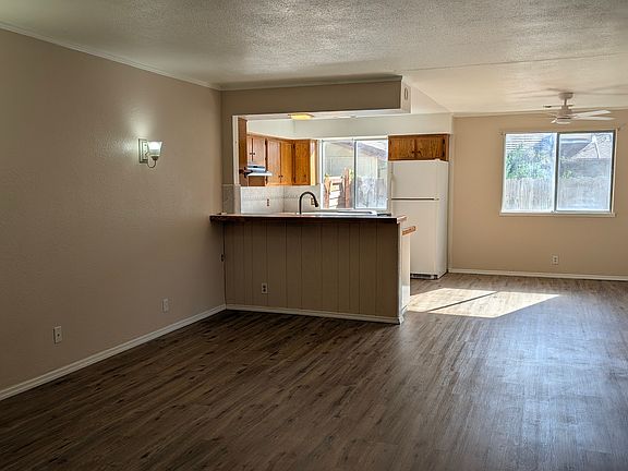 5th image of 3770 Brian Ct