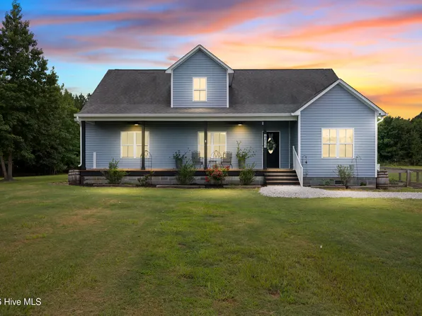 6655 Old Place Road SE, Winnabow, NC 28479