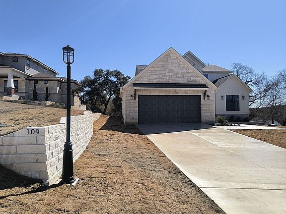 3rd image of 109 Willow Hill Dr