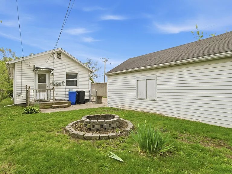 27033 Brush St — Photo 18