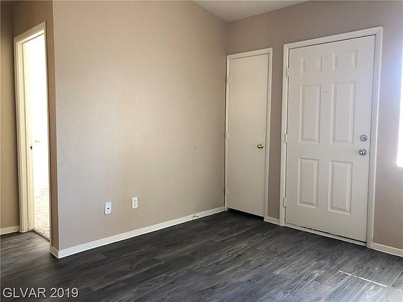 4th image of 3857 Soda Springs Dr #0