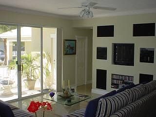 4th image of 449 Bahia Ave