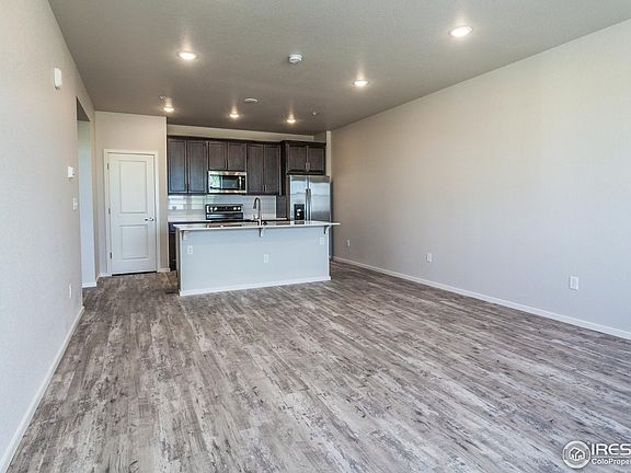 5th image of 1811 Bounty Dr #4