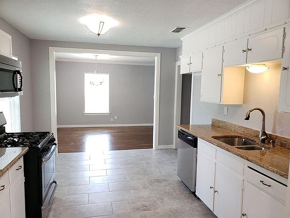 3rd image of 7405 Culver Ave