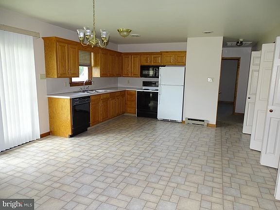 5th image of 14106 Timothy Dr