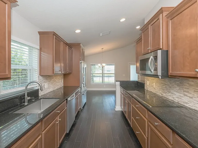 10825 Standing Stone Dr — Photo 8