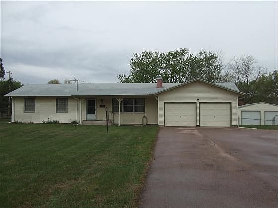 1st image of 1573 Lake Ave