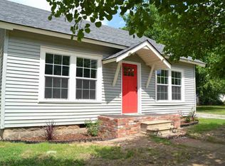 411 N Thompson Ave, Cushing, OK 74023