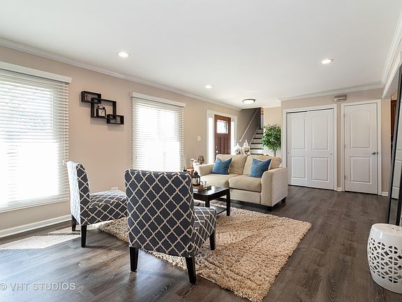 4th image of 8808 Prestwick Ln