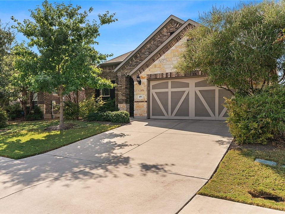 1st image of 453 Vista Gardens Dr