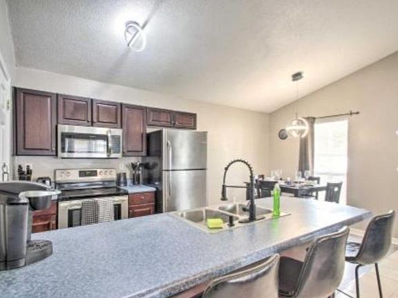 2nd image of 8414 Jarmen Ln