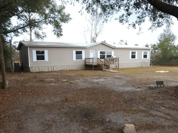 11921 Camellia St, Fountain, FL 32438