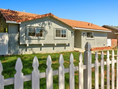 8940 Hayvenhurst Ave, North Hills, CA, 91343