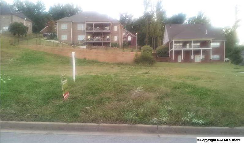 2nd image of 106 Star Chase Ln