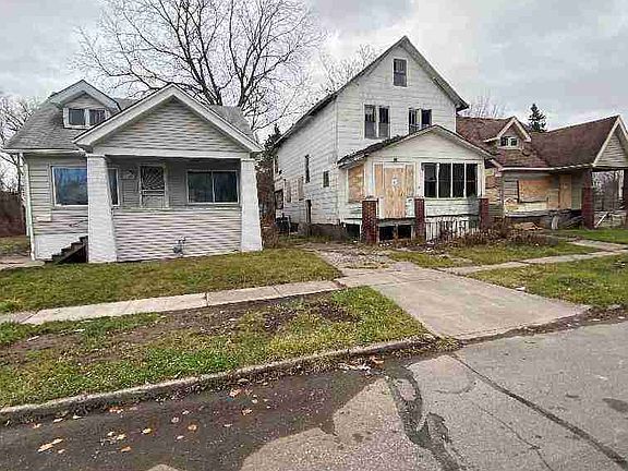 11352 Pinehurst