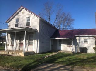 209 W Wood St, Malvern, OH 44644