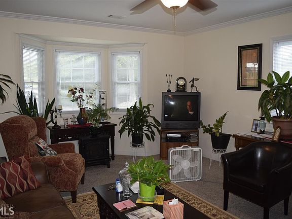 5th image of 3021 Union Point Hwy