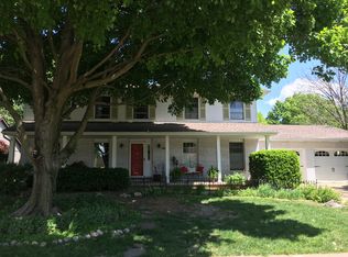 2901 Mill Point Ct, Springfield, IL 62704