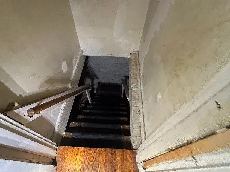 4890 Margaretta Ave — Photo 50