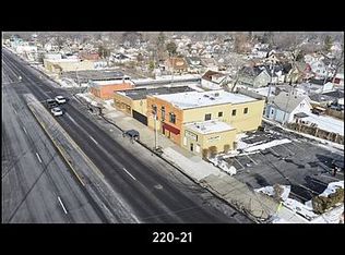 220 Southfield Rd, Ecorse, MI 48229