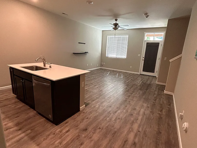 7113 NE 152nd Pl — Photo 3