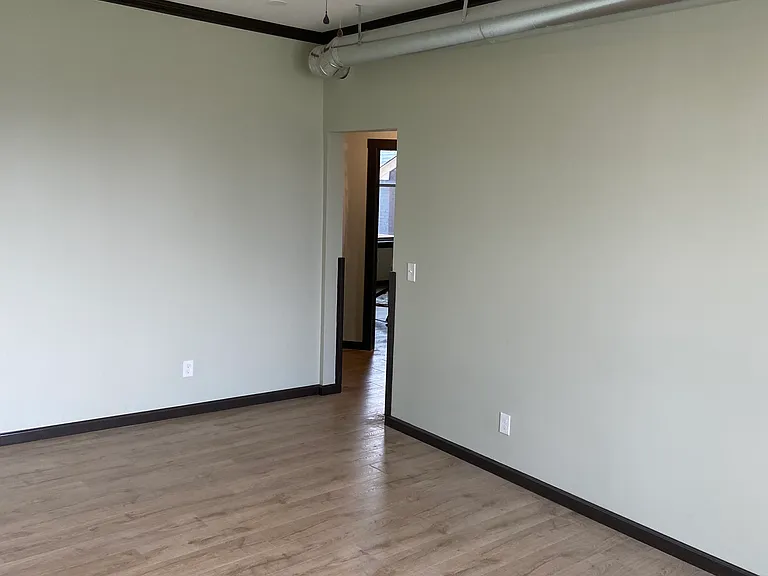 904 Phineas St #2 — Photo 12