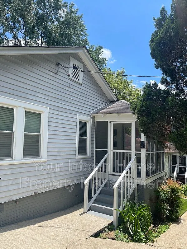 1 bed, 1.0 bath, 600 sqft, $1,350 — Photo 2