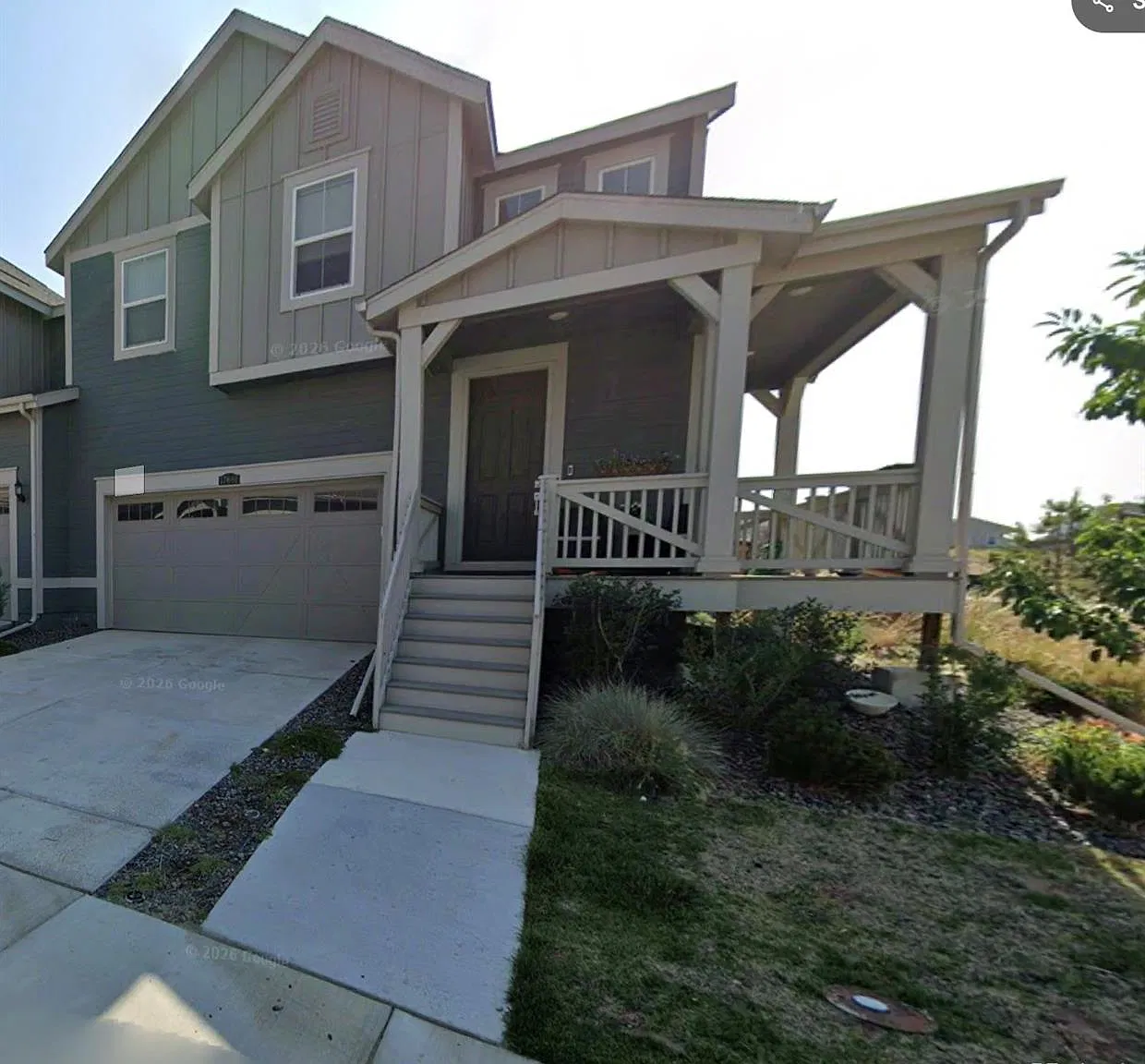 4 bed, 4.0 bath, 2282 sqft, $3,200 — Photo 1
