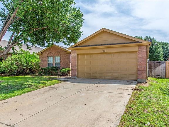2nd image of 3141 Briary Trace Ct