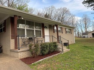 103 Cannon Dr, Lexington, TN 38351