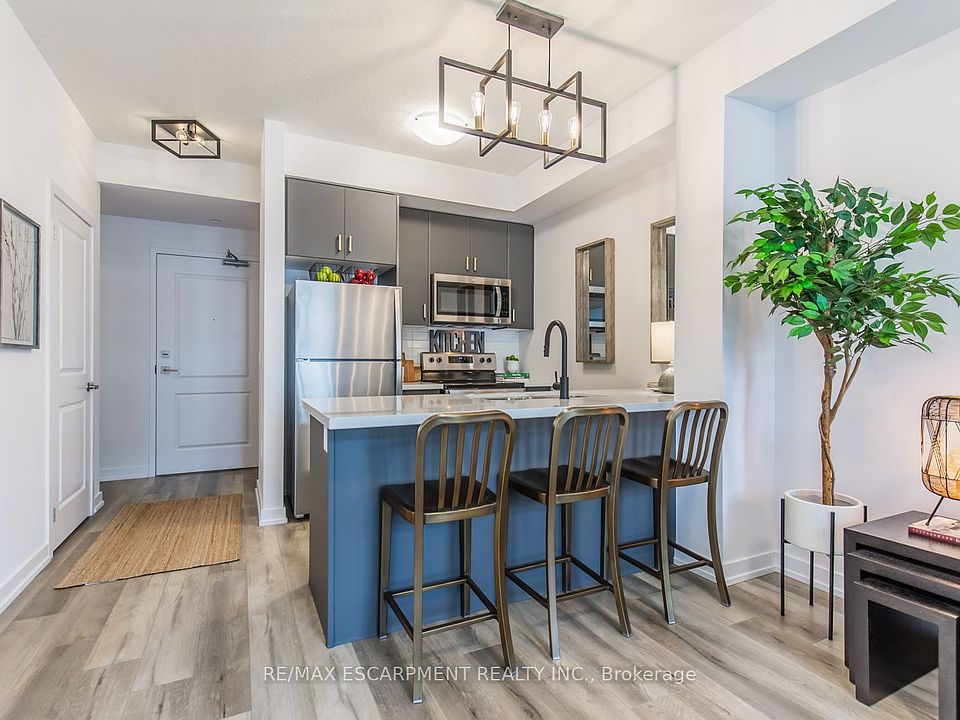 1st image of 5055 Greenlane #425
