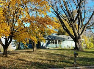 3564 Oak Ter, White Bear Lake, MN 55110