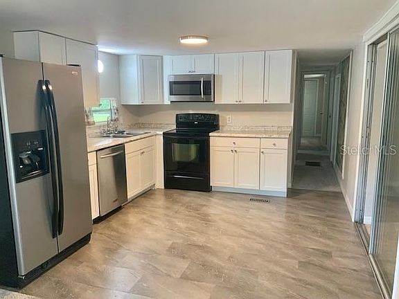 5th image of 9775 SE 164TH PLACE