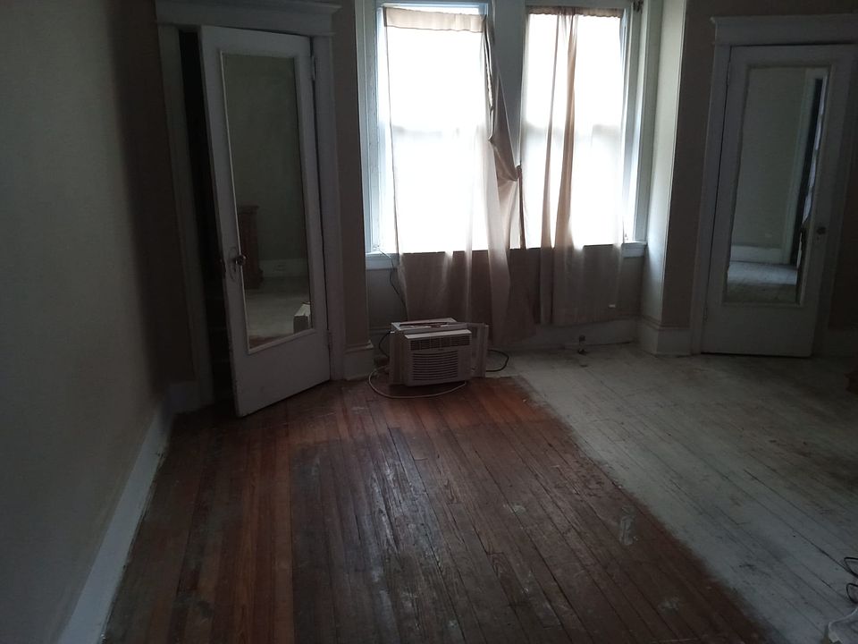 2nd image of 4909 N 12th St