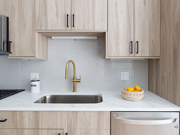 2nd image of 2453 W Logan Blvd #1F