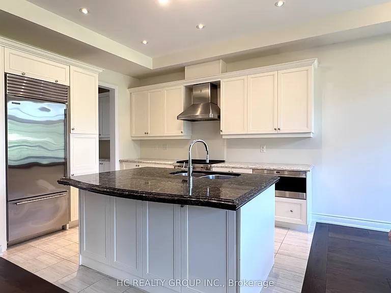 9 Beaufort Way — Photo 3