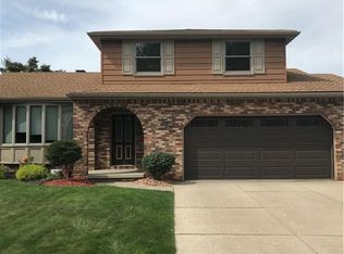 299 Barbados Dr, Buffalo, NY 14227