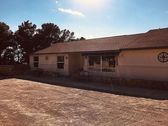 1st image of 1121 Loma Verde Dr