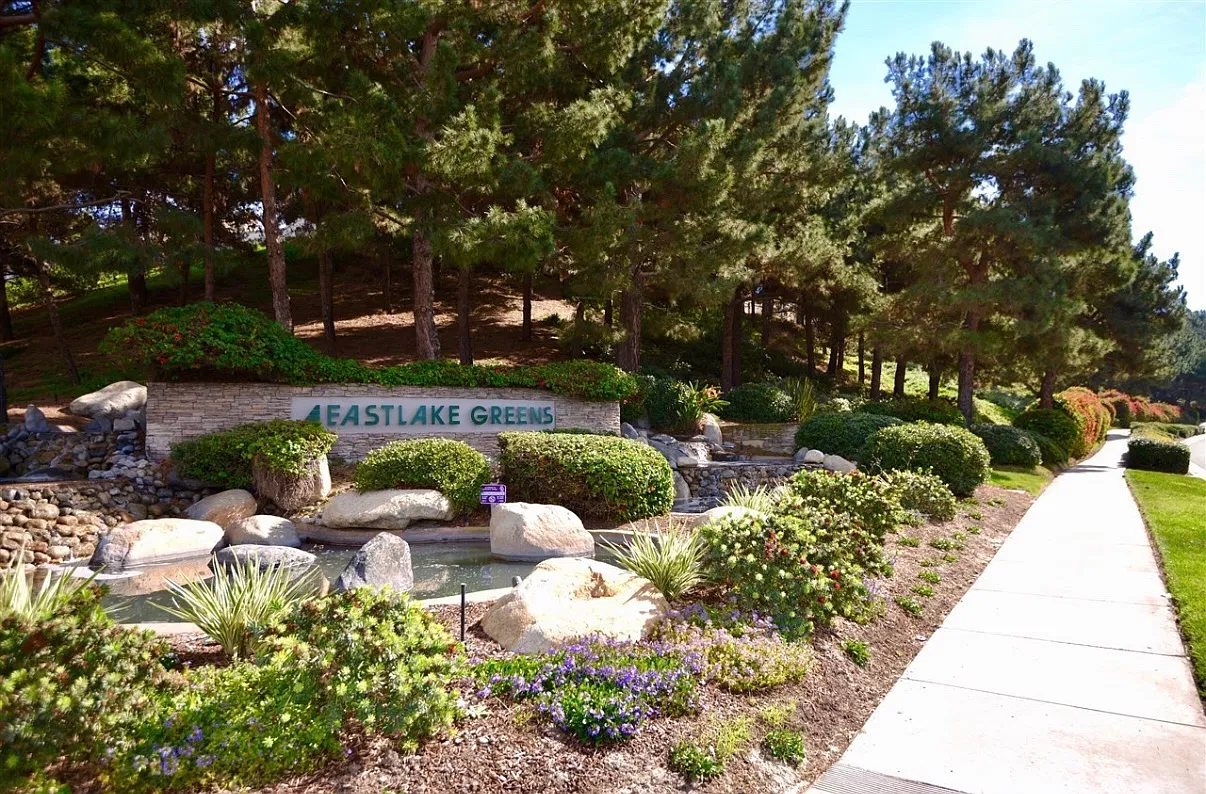 2 bed, 1268 sqft, $3,500 — Photo 2