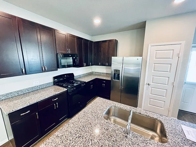 117 Huckleberry Ln — Photo 9