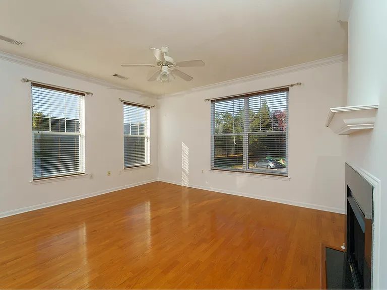 11311 Aristotle Dr #215 — Photo 11