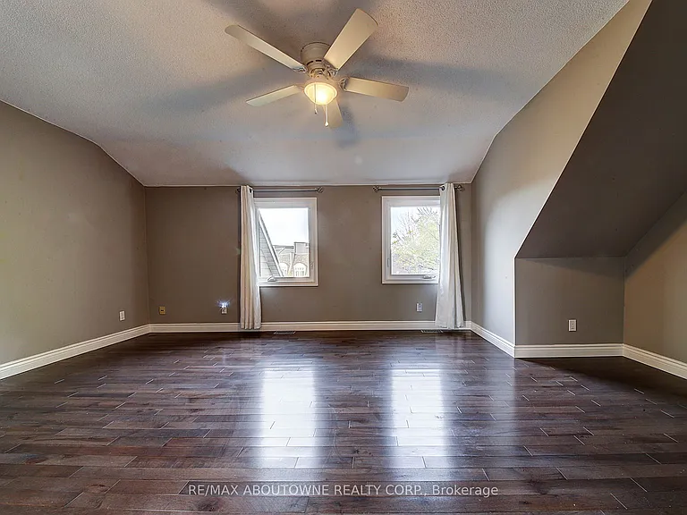 2353 Marine Dr #3 — Photo 21