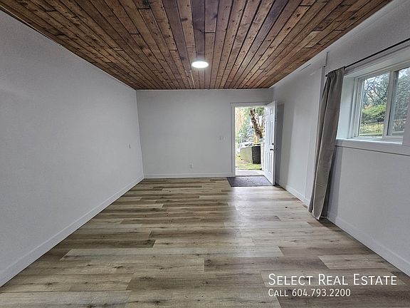 3rd image of 13454 Crestview Dr #B