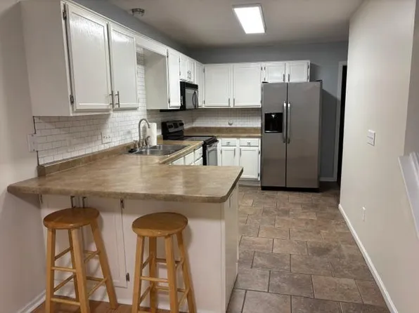 4856 Helena Ln N APT 11, Oakdale, MN 55128