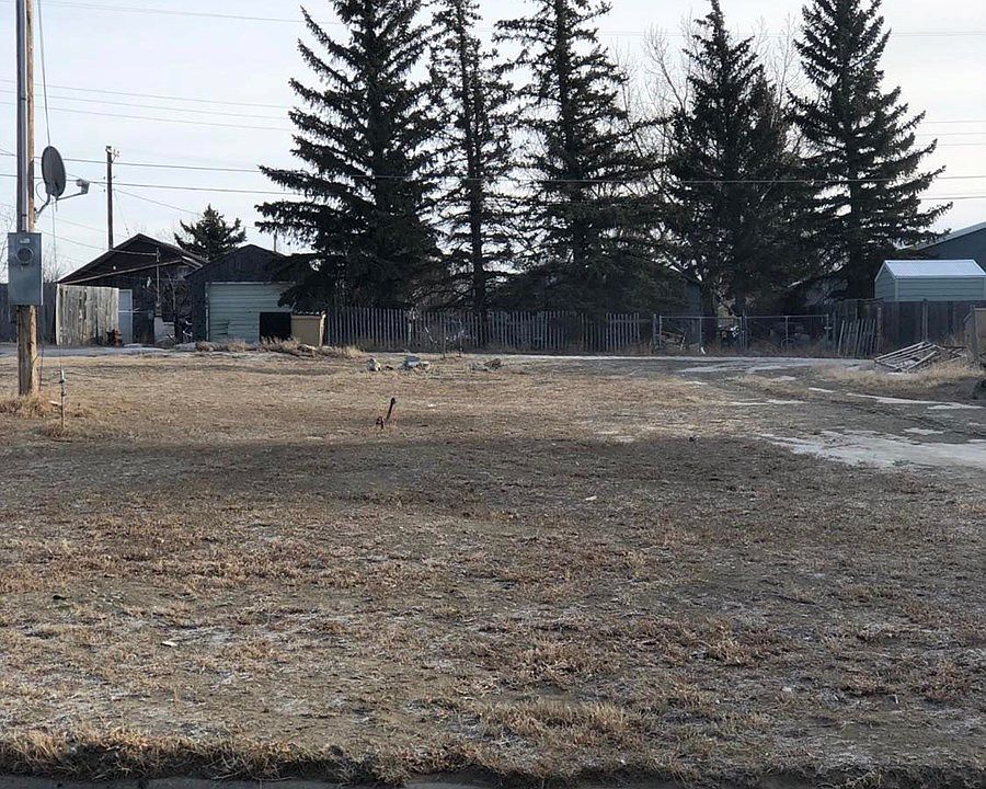 1st image of 115 1st Ave NE