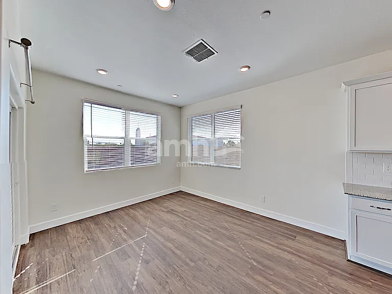 5925 W Columbine Dr — Photo 5
