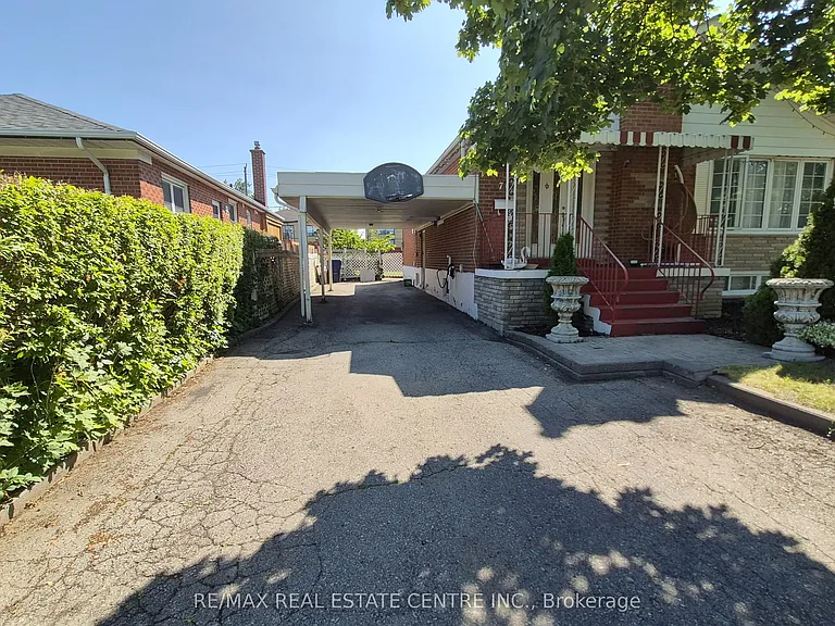 71 Gunton Dr #UPPER — Photo 4