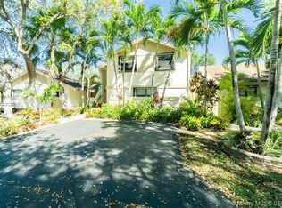 11813 SW 92nd Ter, Miami, FL 33186